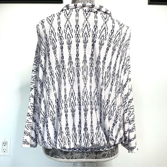 Anthropologie postmark top  - Picture 2 of 6